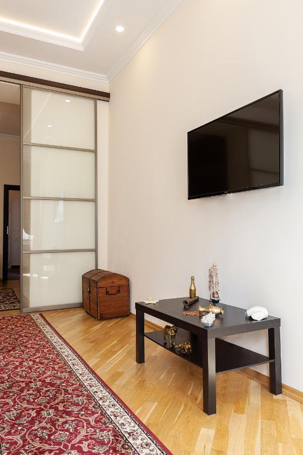 Apartment On Tamanska - Вулиця Дарії Гусяк Leópolis Exterior foto