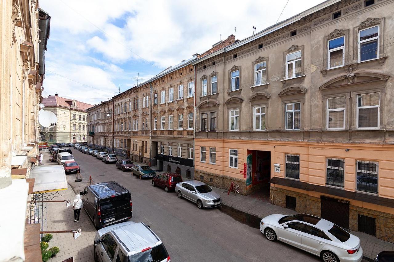 Apartment On Tamanska - Вулиця Дарії Гусяк Leópolis Exterior foto